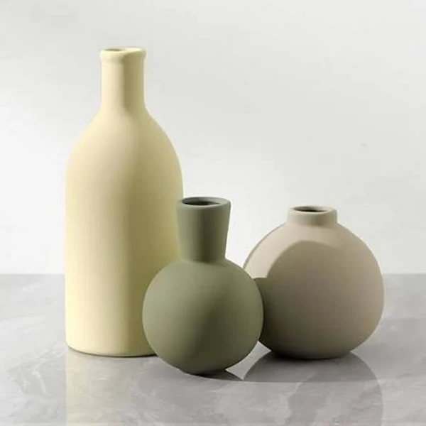vases